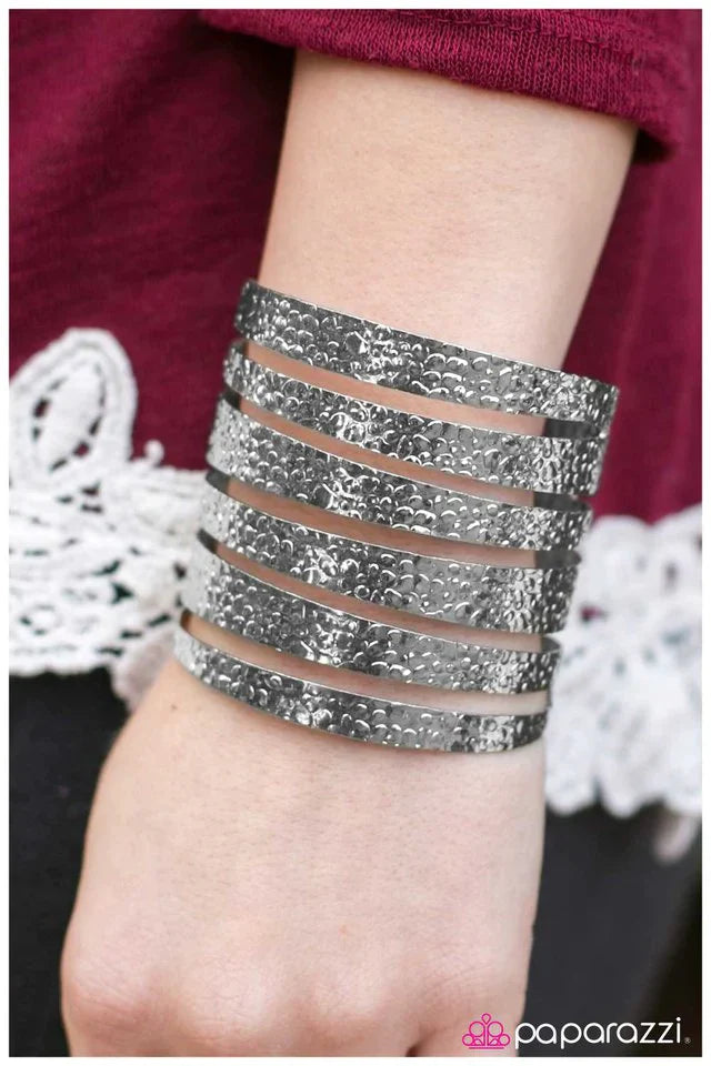 Paparazzi Bracelet ~ Nomad - Silver