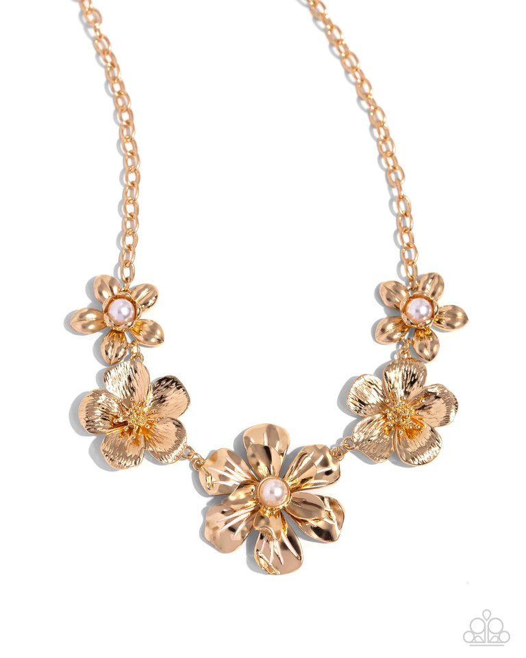 FLOWER Move - Gold - Paparazzi Necklace Image