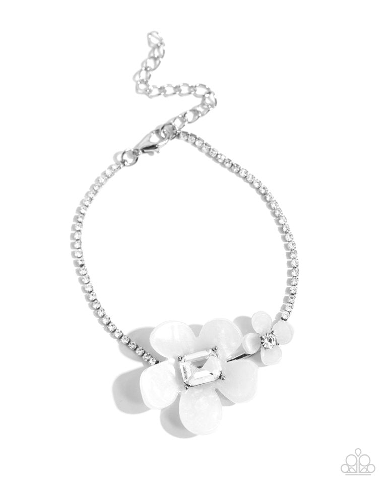 Dainty Devotee - White - Paparazzi Bracelet Image