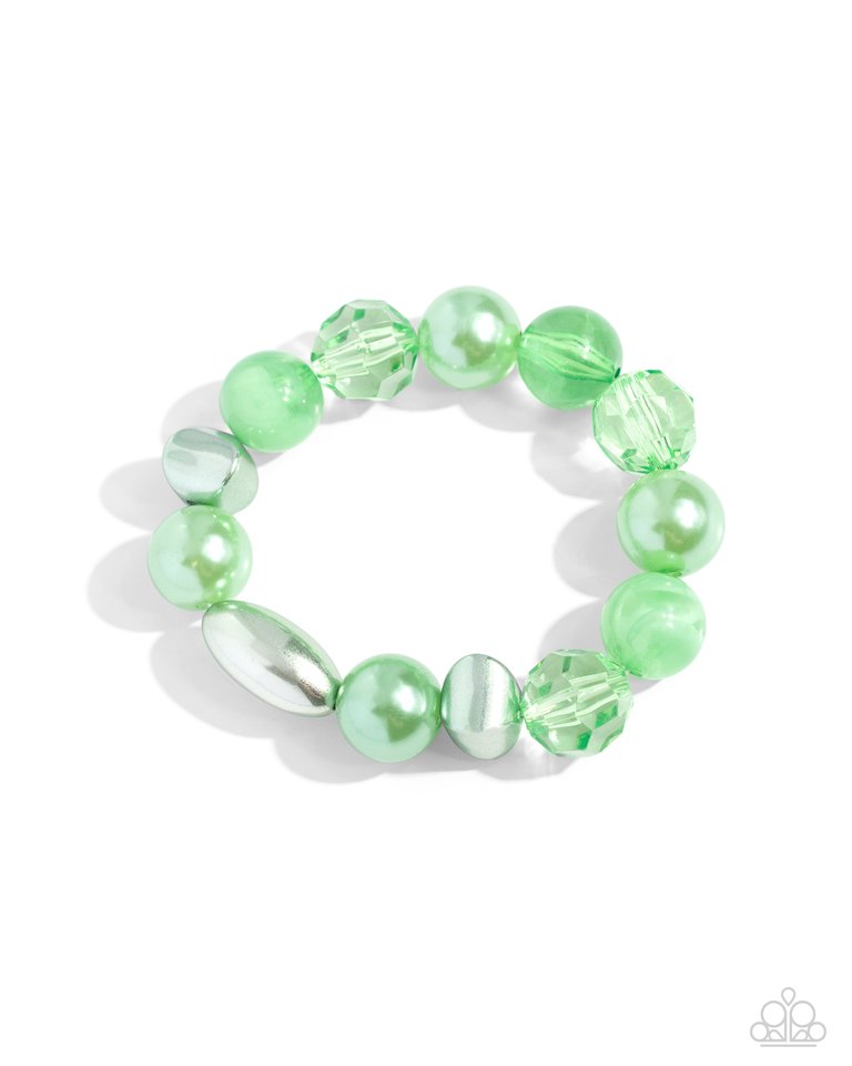 Plentiful Pigment - Green - Paparazzi Bracelet Image