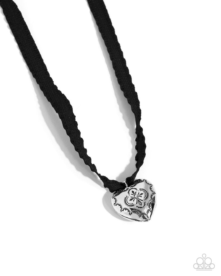 Fabricated Finesse - Black - Paparazzi Necklace Image