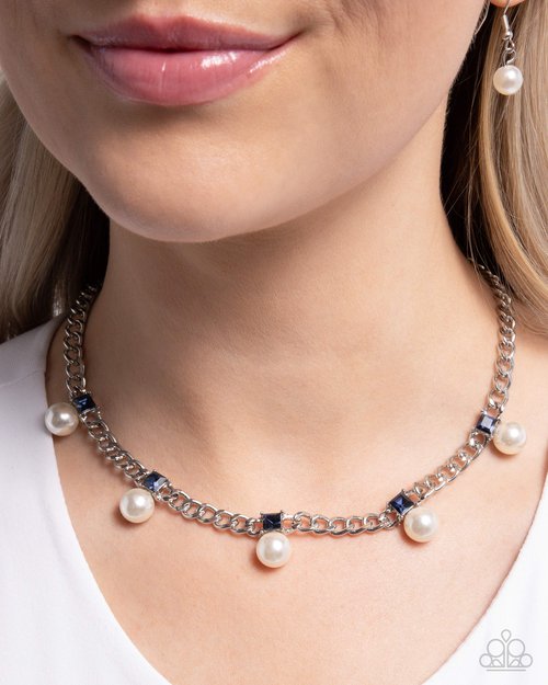 Pearl Pedestal - Paparazzi Necklace Image