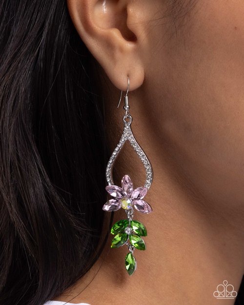 Floral Fuss - Paparazzi Earring Image