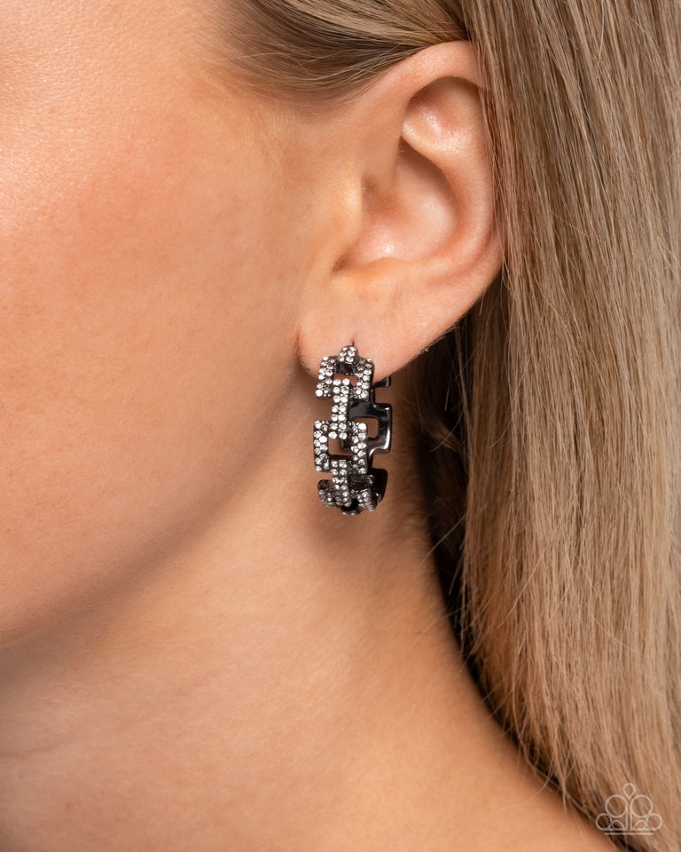 Geometric Glimpse - Black - Paparazzi Earring Image