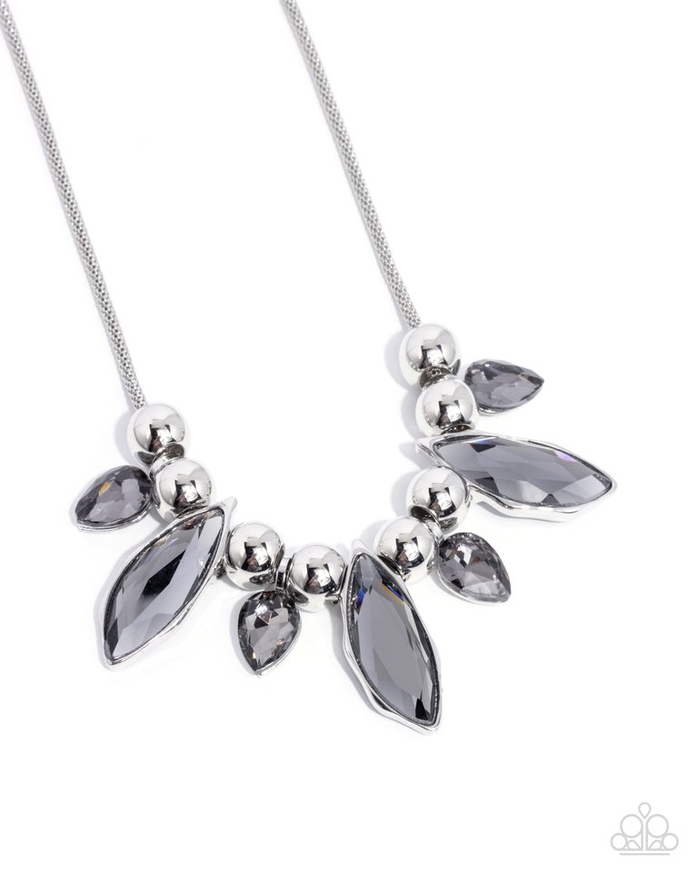 Unrivaled Edge - Silver - Paparazzi Necklace Image