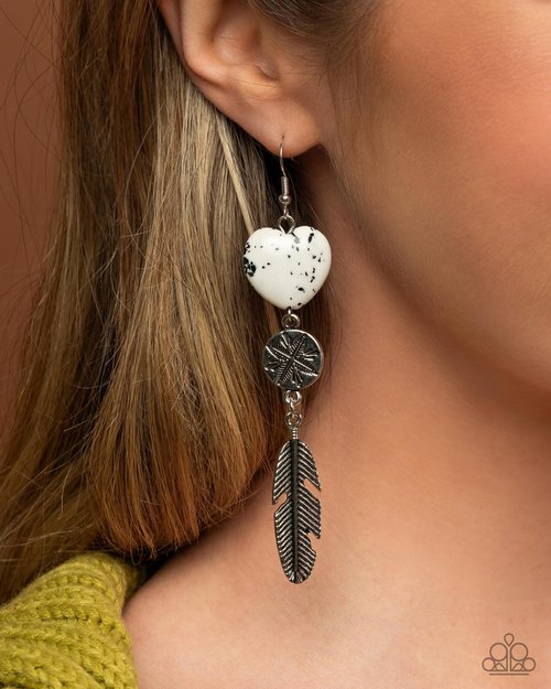 Free-Spirited Fame - Paparazzi Earring Image