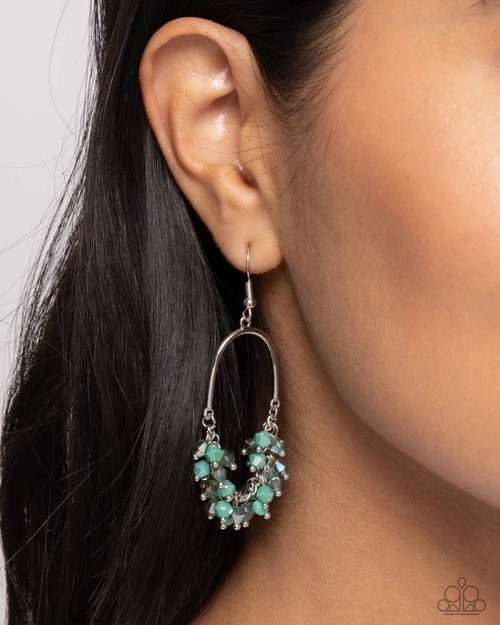 Chandelier Check - Paparazzi Earring Image