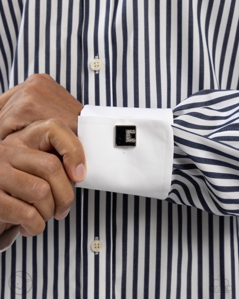 Classy Cuff Links - Black - Paparazzi Bracelet Image