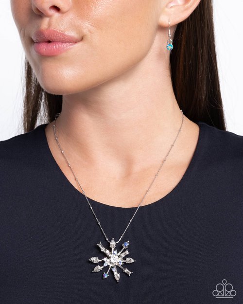 Star of Bethlehem - Paparazzi Necklace Image