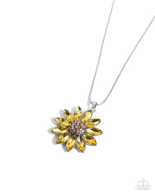 Fortunate Floral - Paparazzi Necklace Image