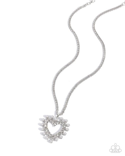 Perfectly Prim - Paparazzi Necklace Image