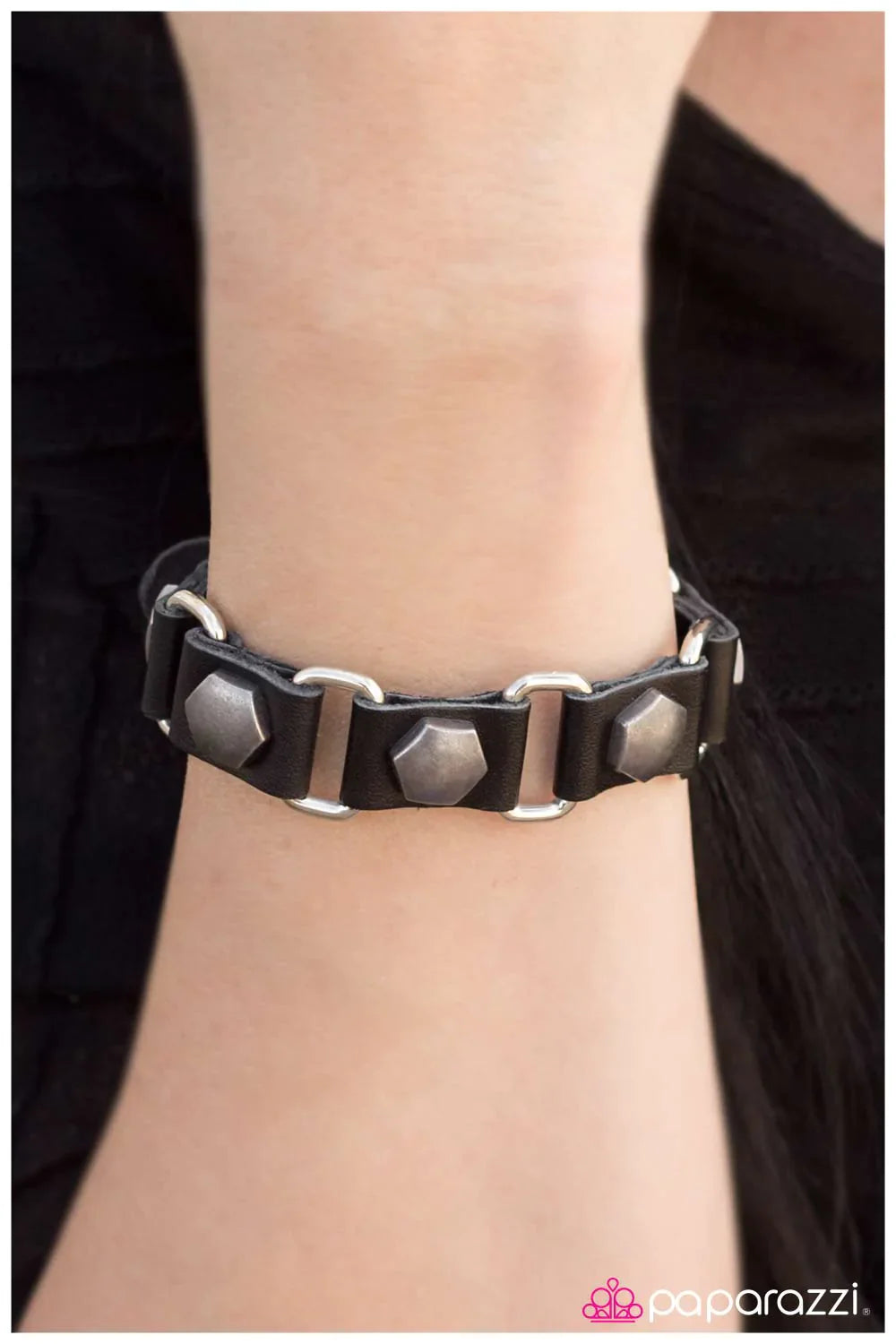 Paparazzi Bracelet ~ What The HEX  - Black