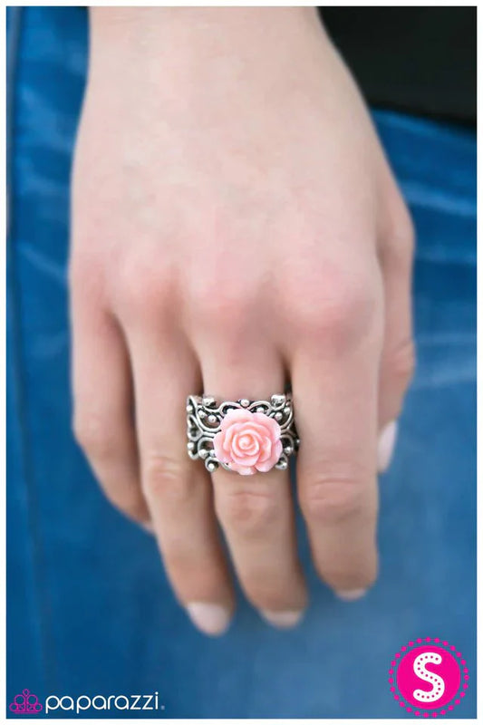 Paparazzi Ring ~ The Rose Society - Pink