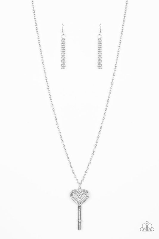 Paparazzi Necklace ~ Unlock My Heart - Silver