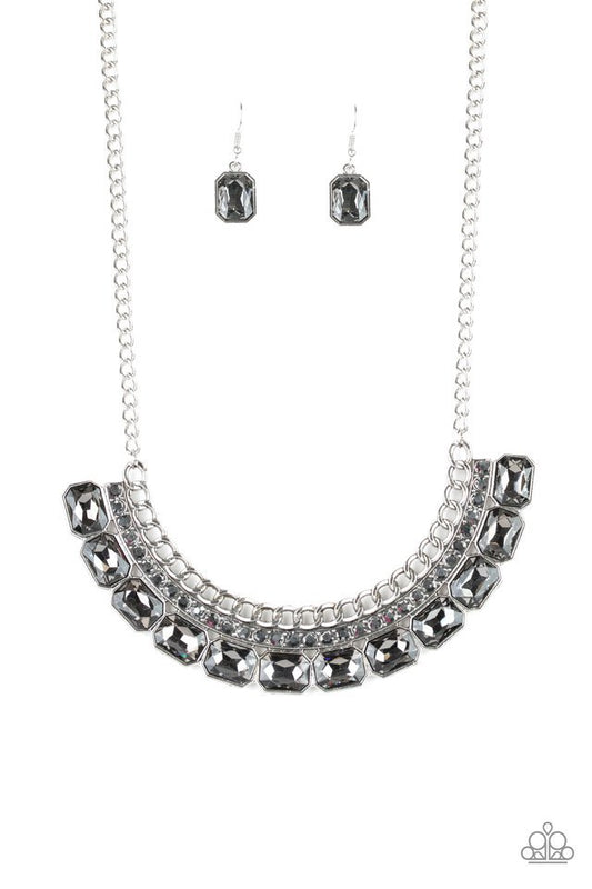 Paparazzi Necklace ~ Killer Knockout - Silver