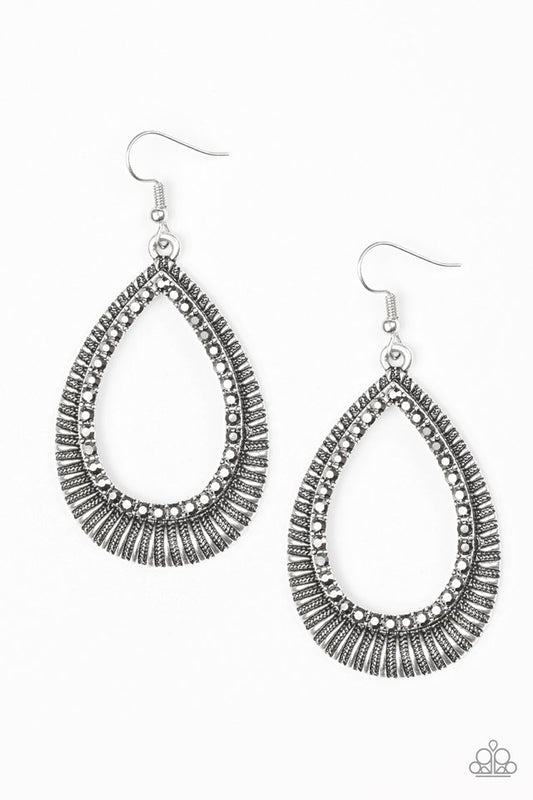 Right As REIGN - Silver - Paparazzi Earring Image