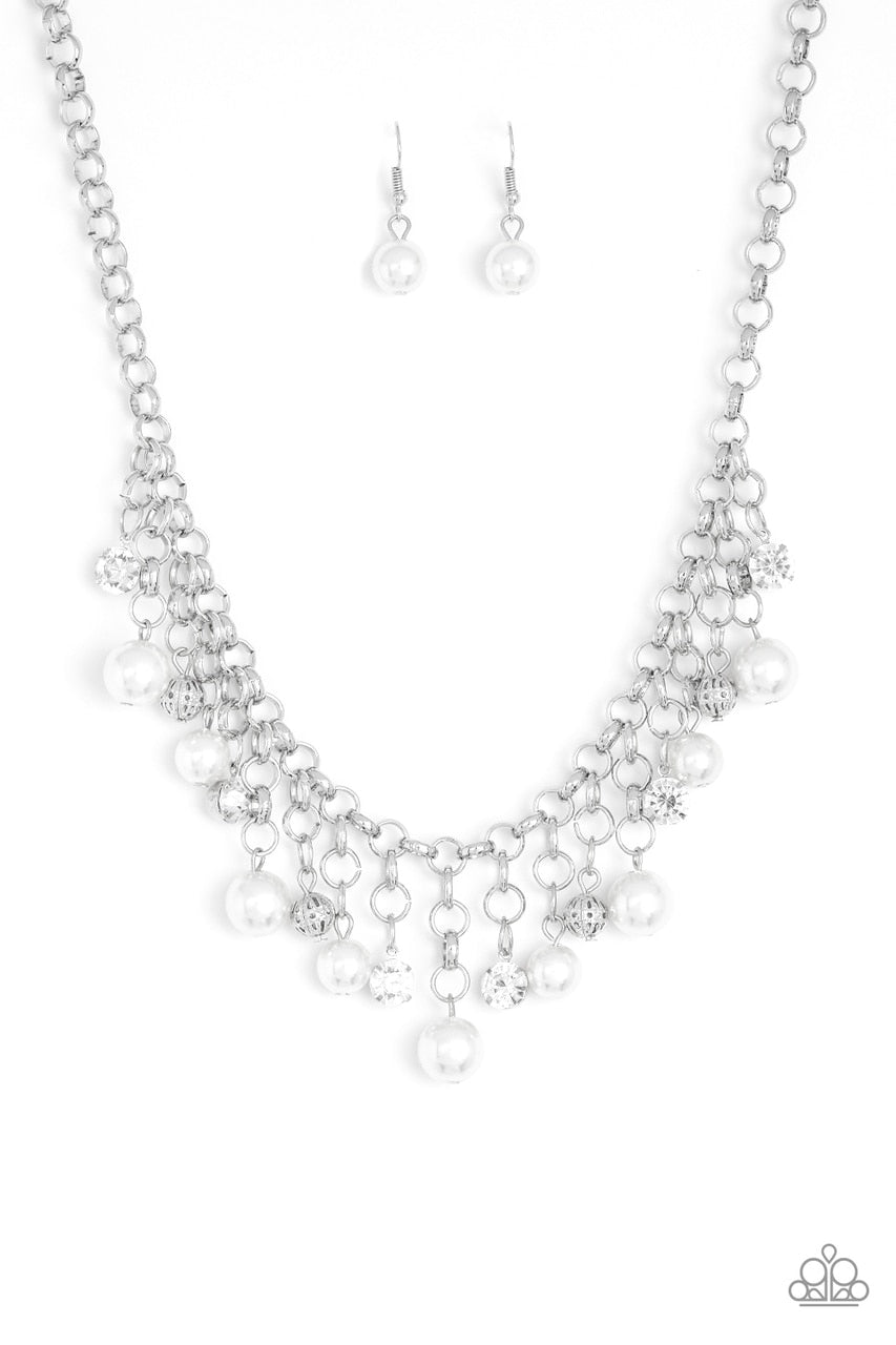 Paparazzi Necklace ~ HEIR-headed - White