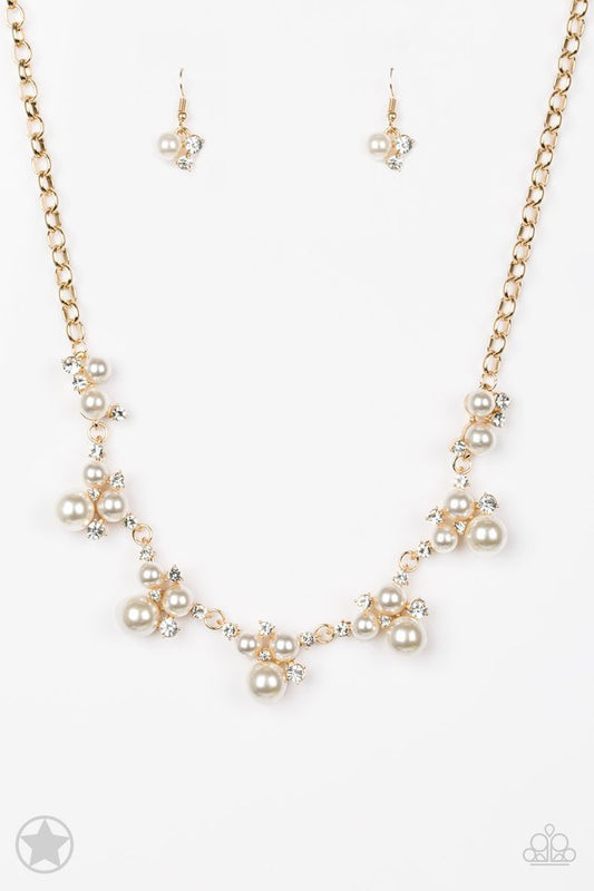 Paparazzi Blockbuster Necklace - Toast To Perfection - Gold