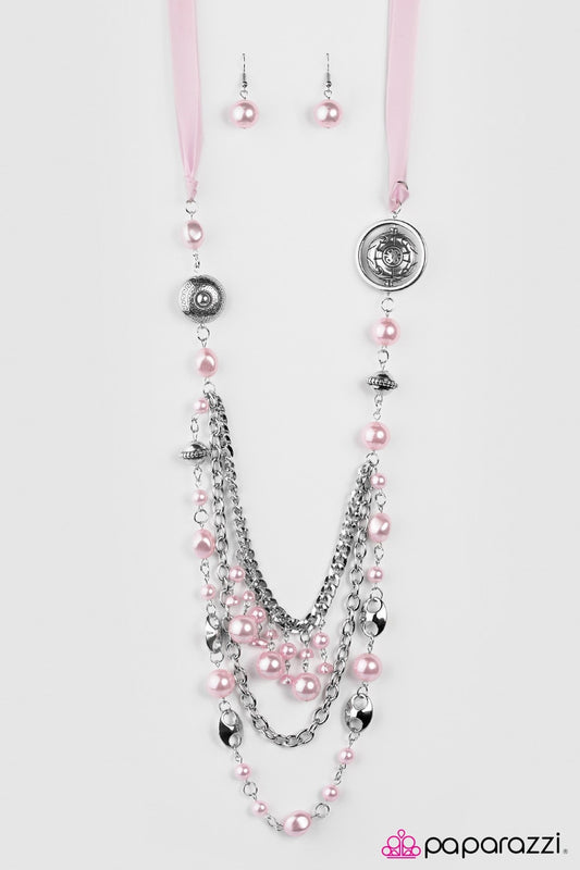 Paparazzi Blockbuster Necklace - All the Trimmings - Pink