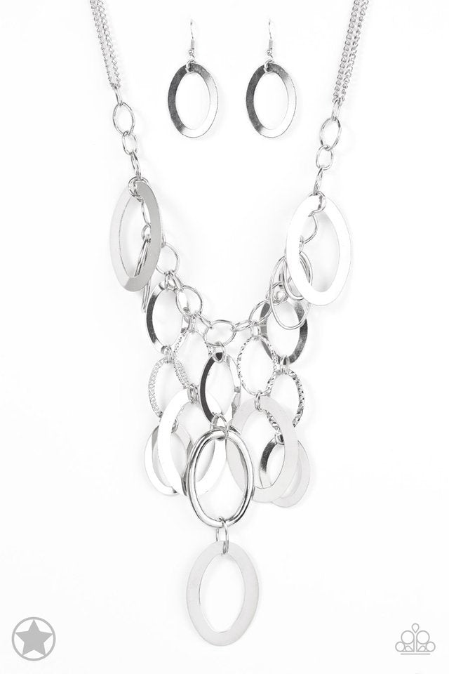 Paparazzi Blockbuster Necklace - A Silver Spell - Silver